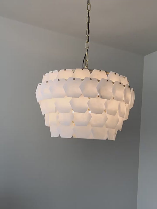 Gold & White Alabaster Pendant Light – 23.6" Diameter